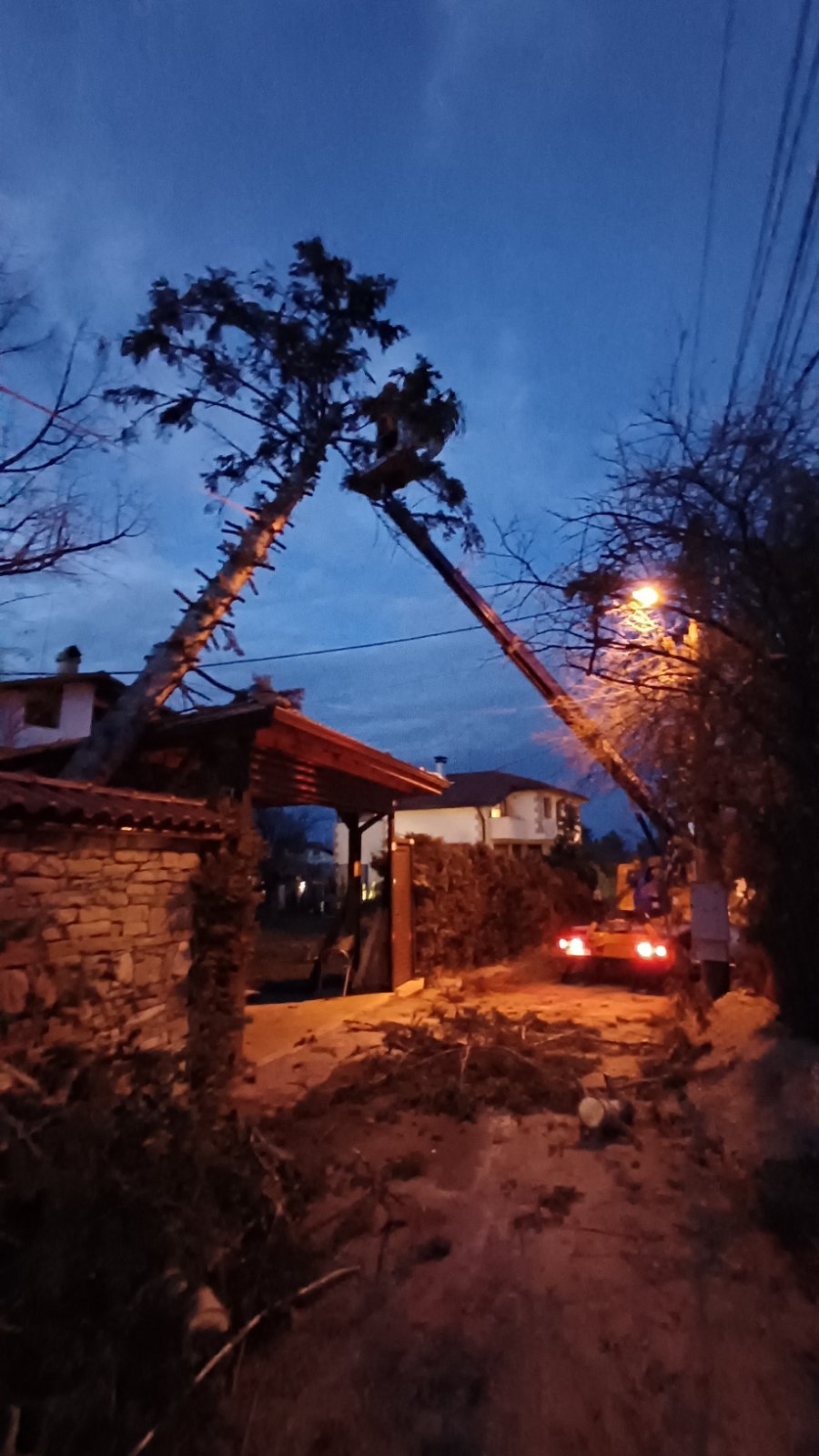 Нощна операция паднало